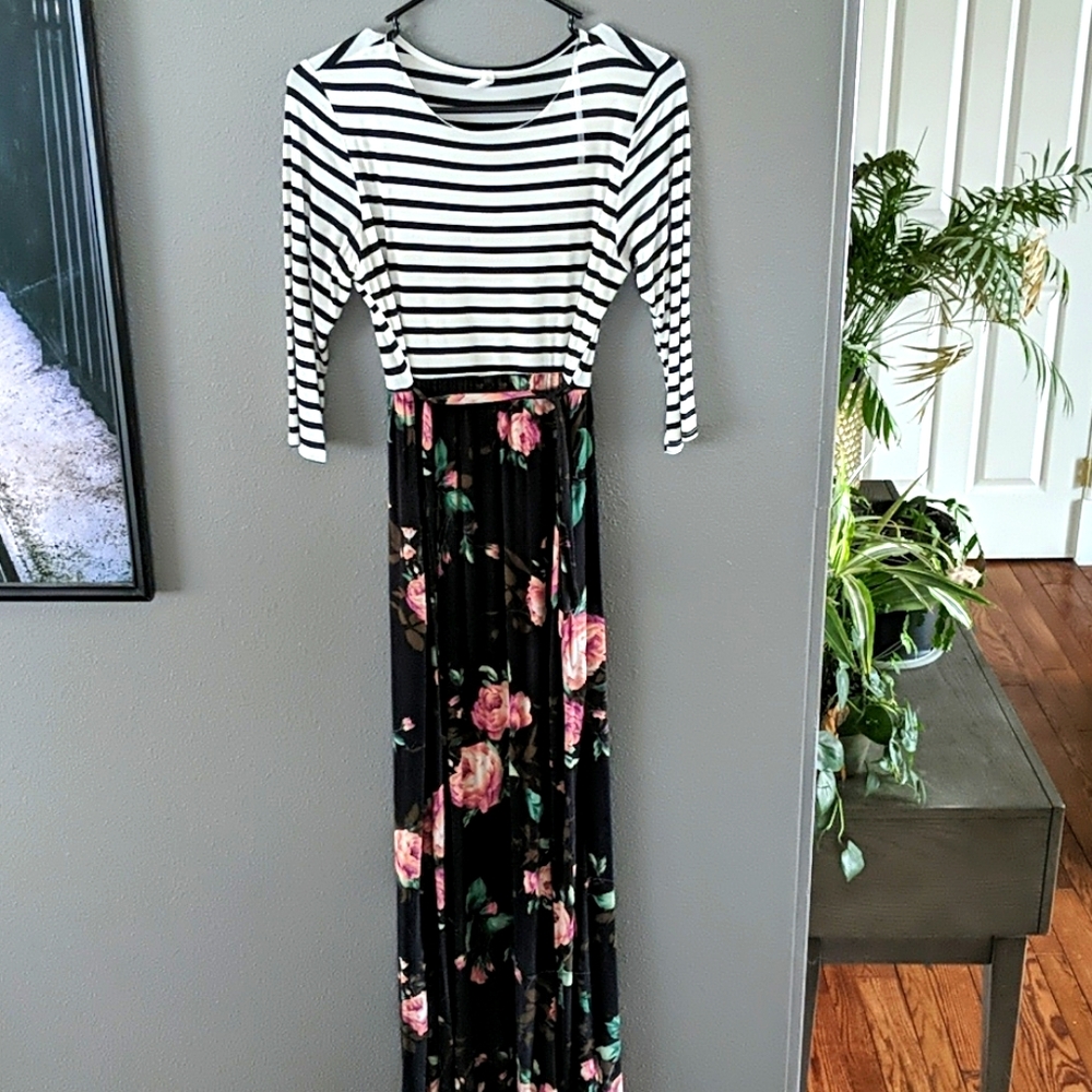 Maternity dress